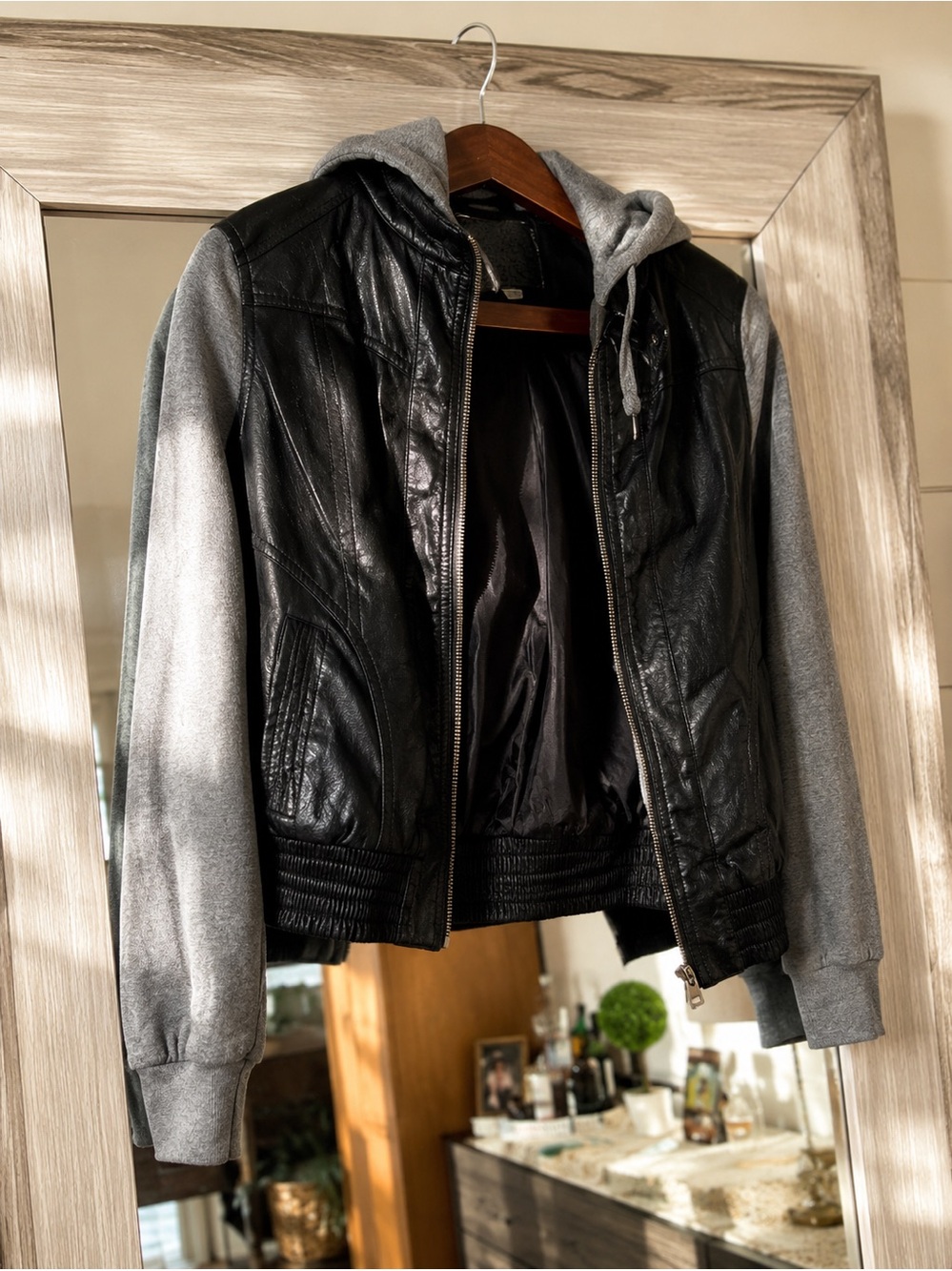 Khujo German Brand Hooded Faux Leather Moto Jacket Size L – RUNS SMALL